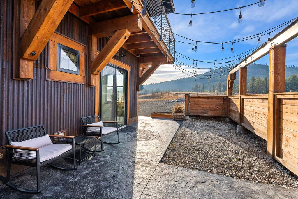 5 Bedroom Single Family Home/House's Image 37