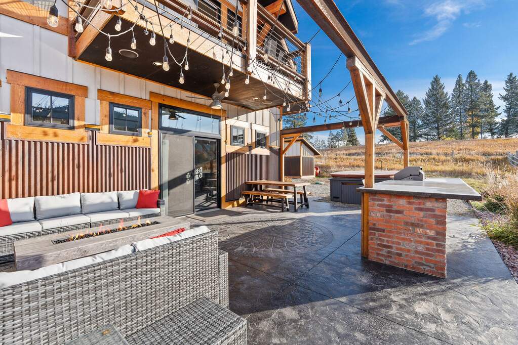 5 Bedroom Single Family Home/House's Image 58