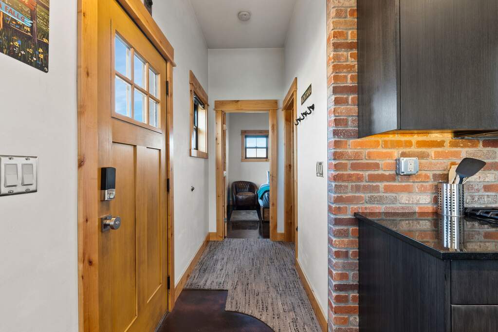 5 Bedroom Single Family Home/House's Image 70
