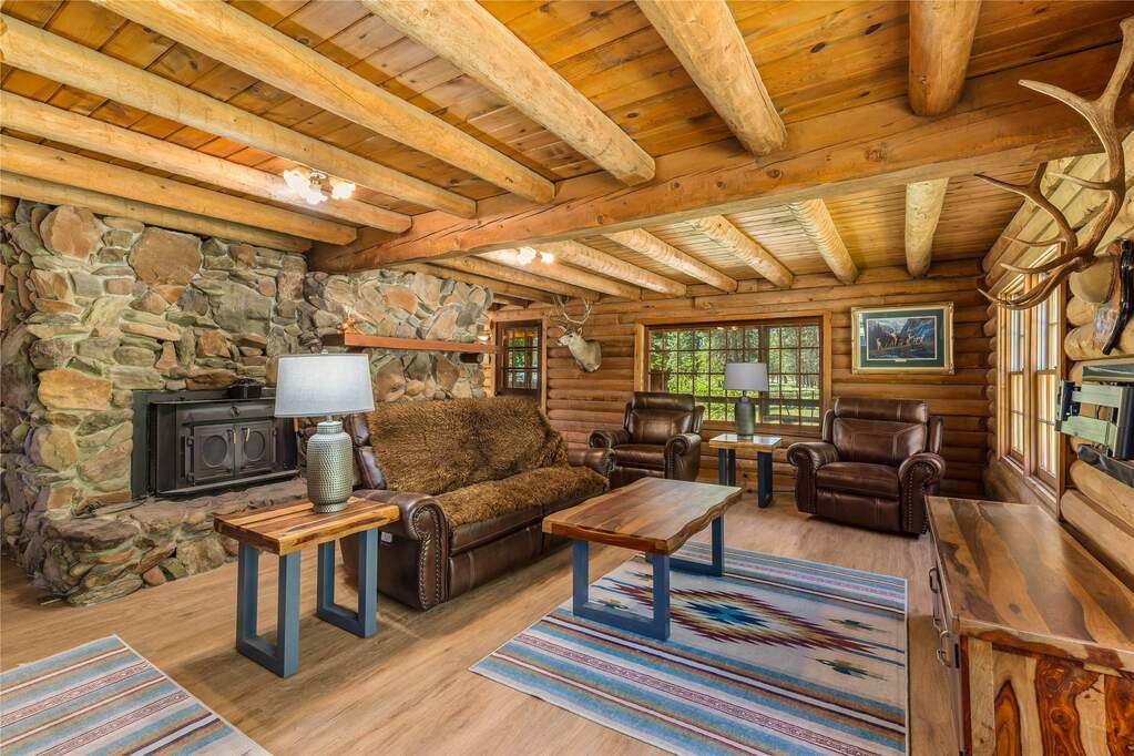 3 Bedroom Single Family Home/House's Image 15