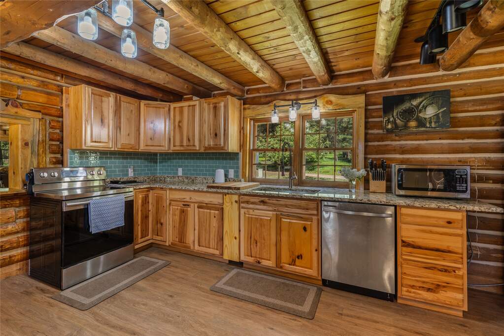 3 Bedroom Single Family Home/House's Image 20