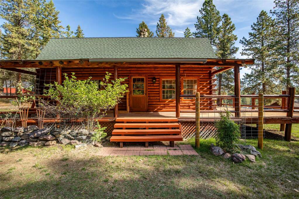 3 Bedroom Single Family Home/House's Image 6