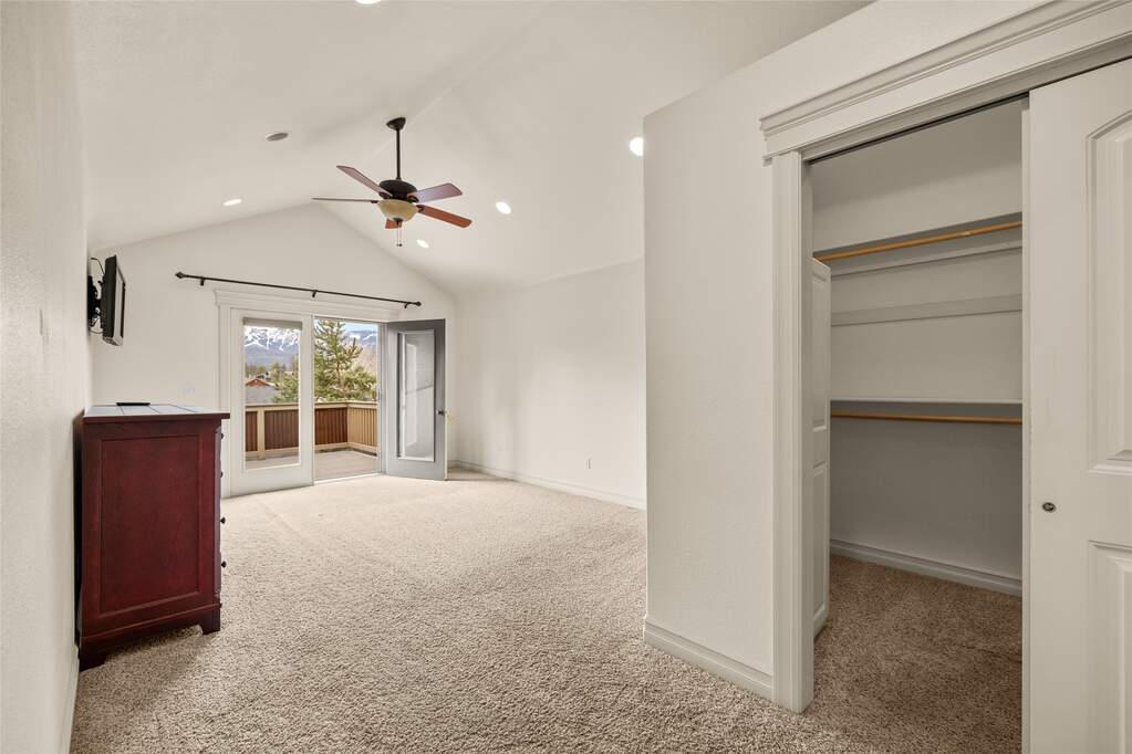 4 Bedroom Villa/Townhouse's Image 11