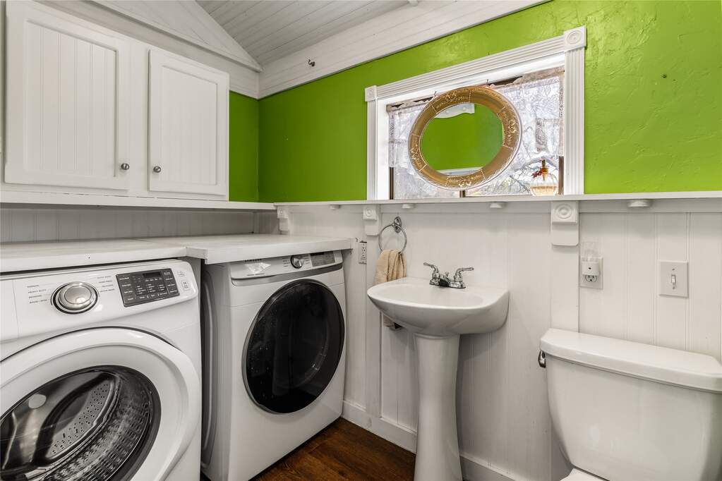 3 Bedroom Single Family Home/House's Image 9