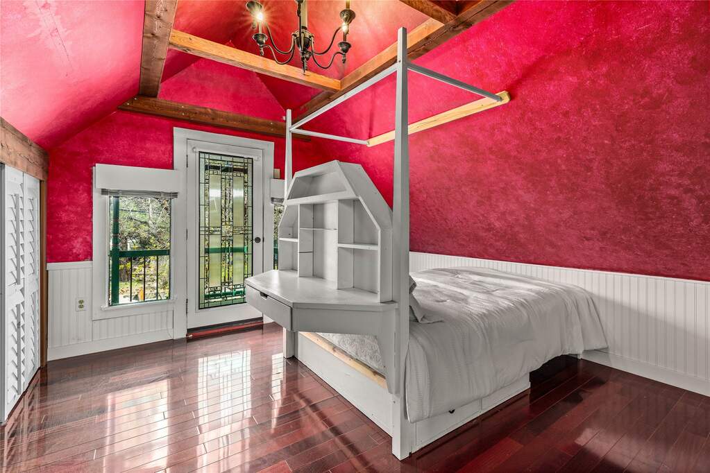 3 Bedroom Single Family Home/House's Image 17