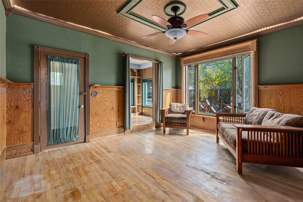 3 Bedroom Single Family Home/House's Image 3