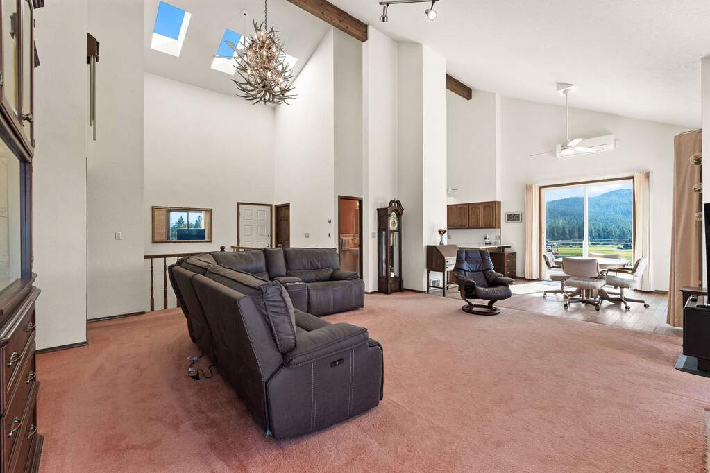 3 Bedroom Single Family Home/House's Image 12