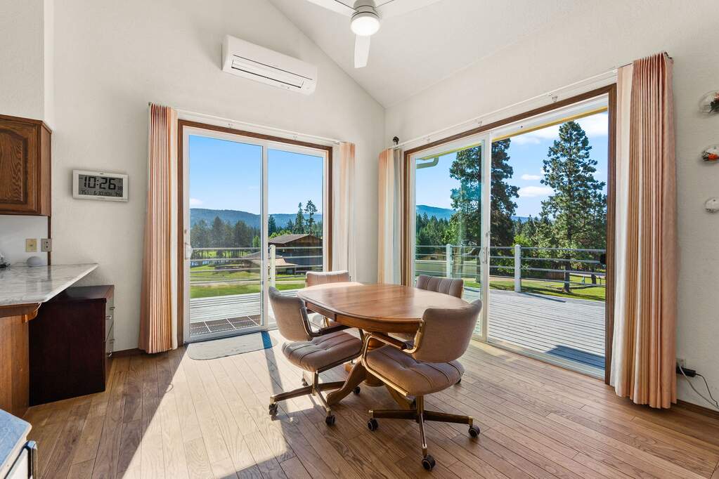 3 Bedroom Single Family Home/House's Image 13