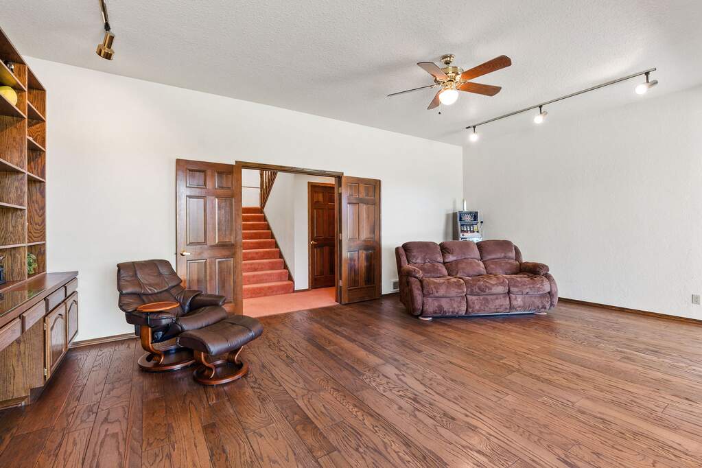 3 Bedroom Single Family Home/House's Image 25