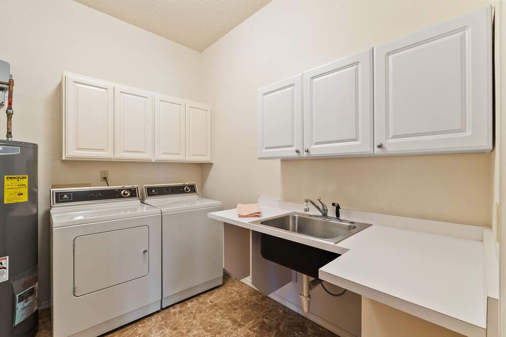 3 Bedroom Single Family Home/House's Image 27