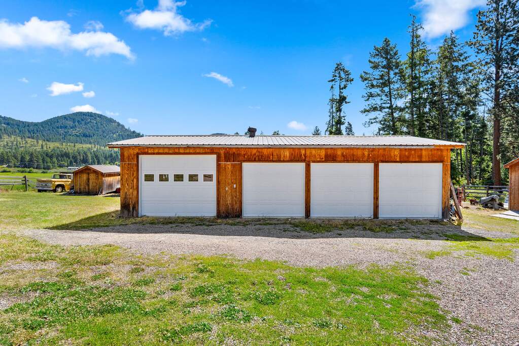 3 Bedroom Single Family Home/House's Image 51