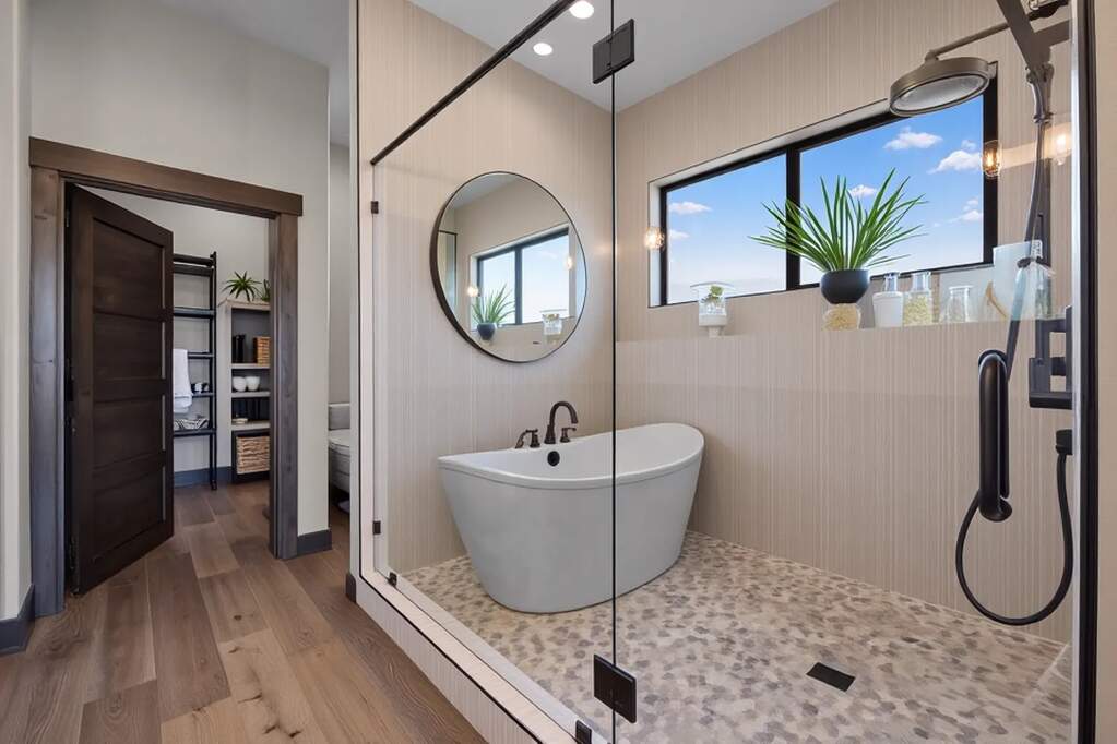 3 Bedroom Single Family Home/House's Image 25