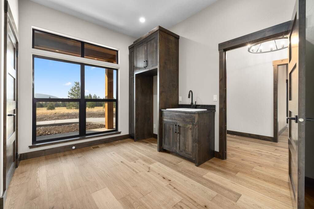 3 Bedroom Single Family Home/House's Image 41