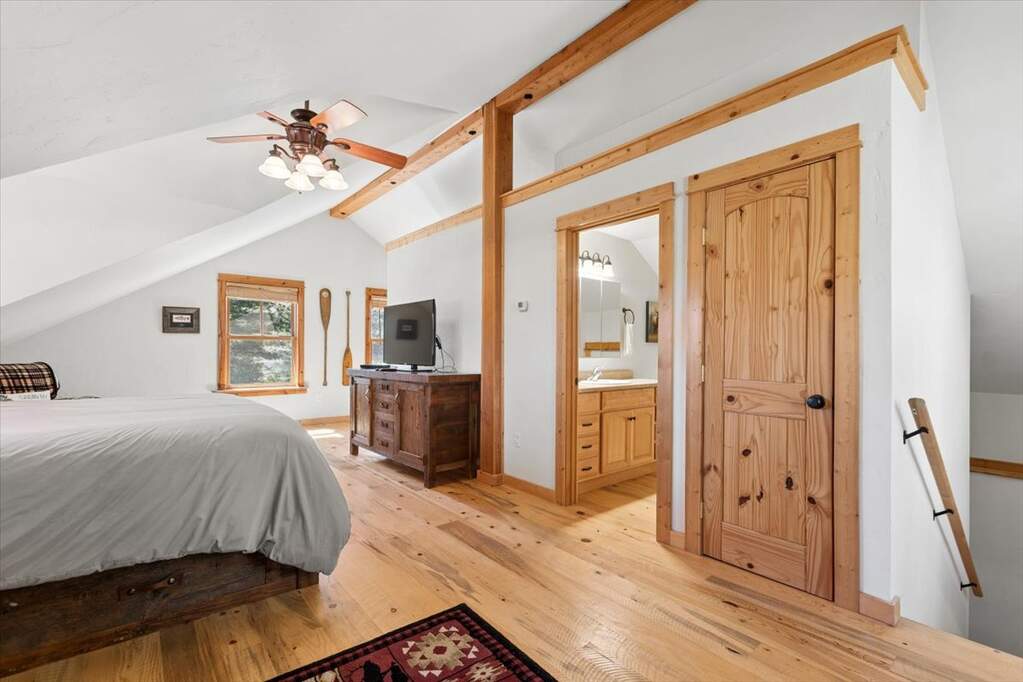 5 Bedroom Single Family Home/House's Image 42