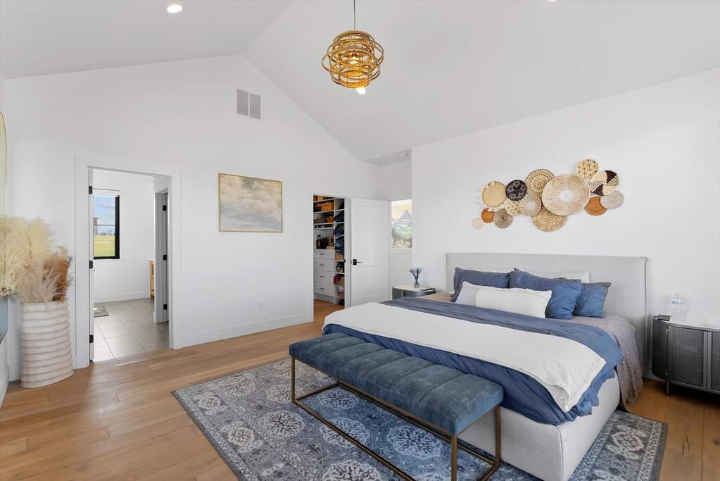 5 Bedroom Single Family Home/House's Image 13