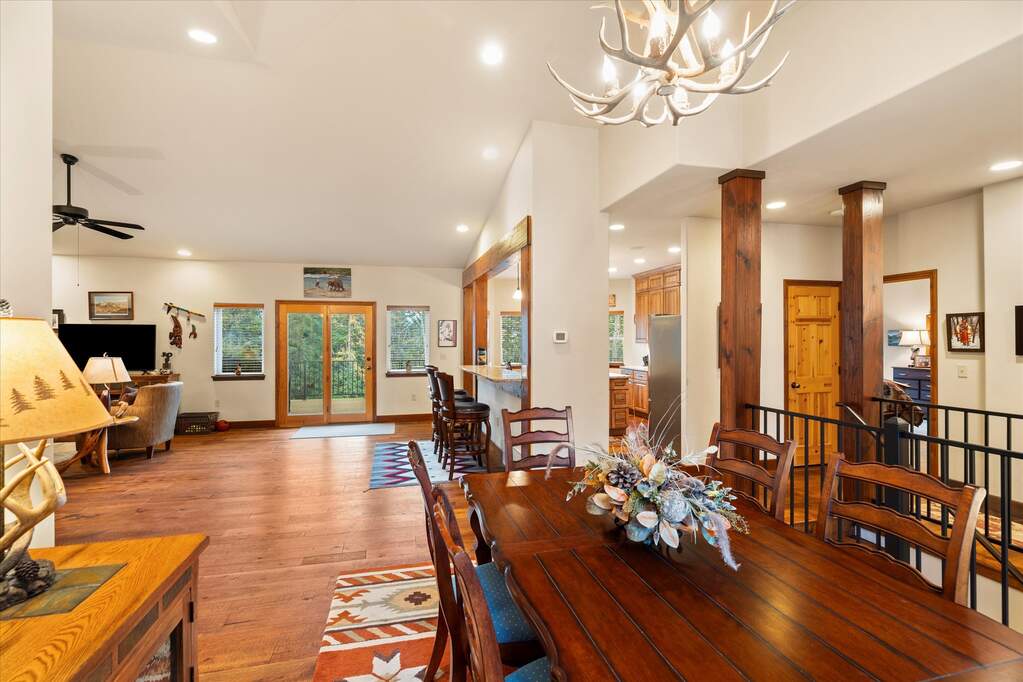 5 Bedroom Single Family Home/House's Image 10