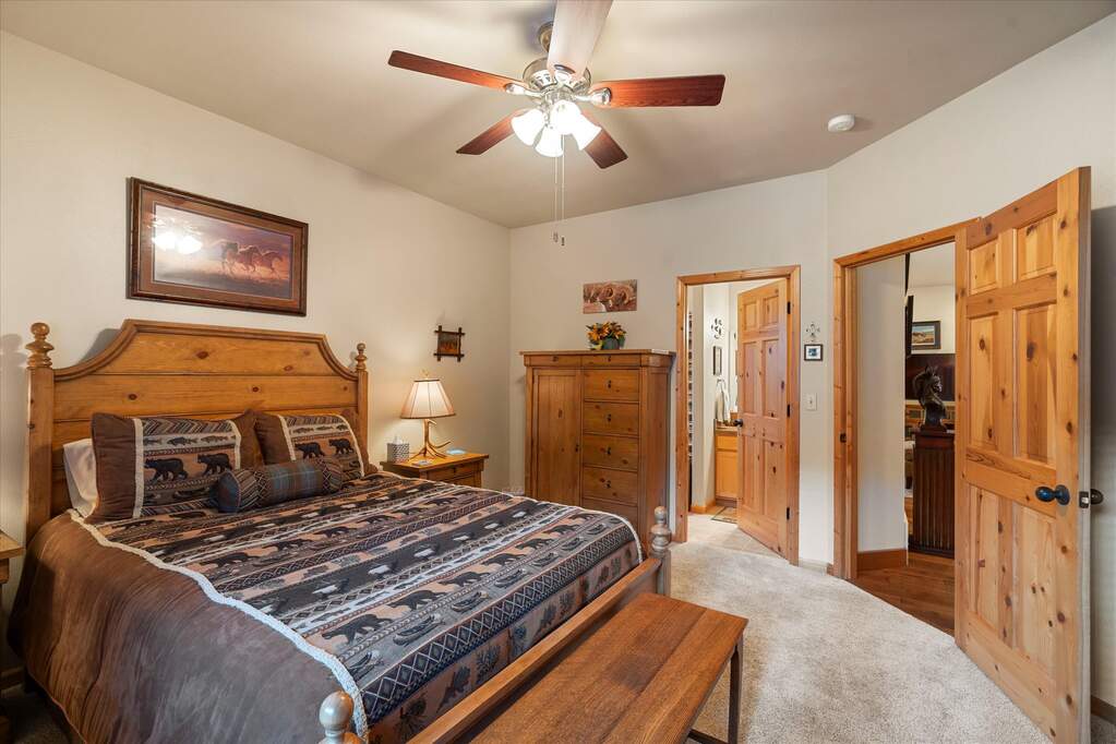 5 Bedroom Single Family Home/House's Image 16