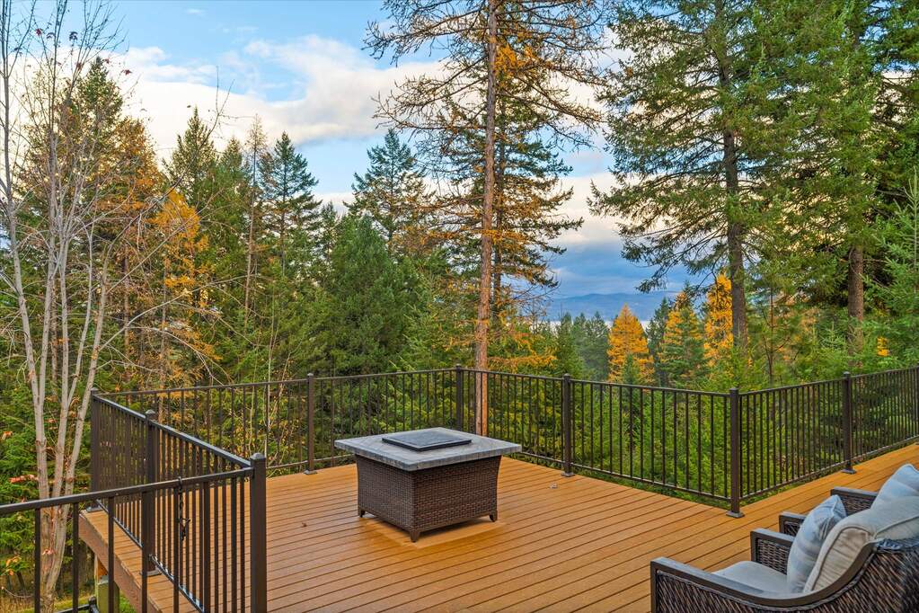 5 Bedroom Single Family Home/House's Image 34