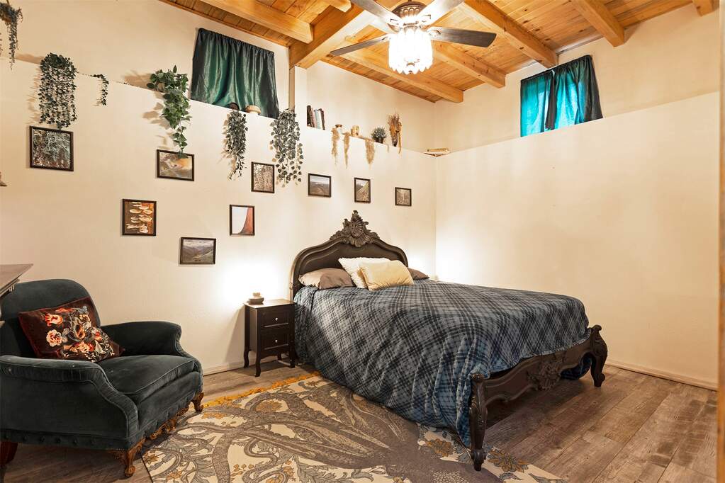 4 Bedroom Single Family Home/House's Image 78