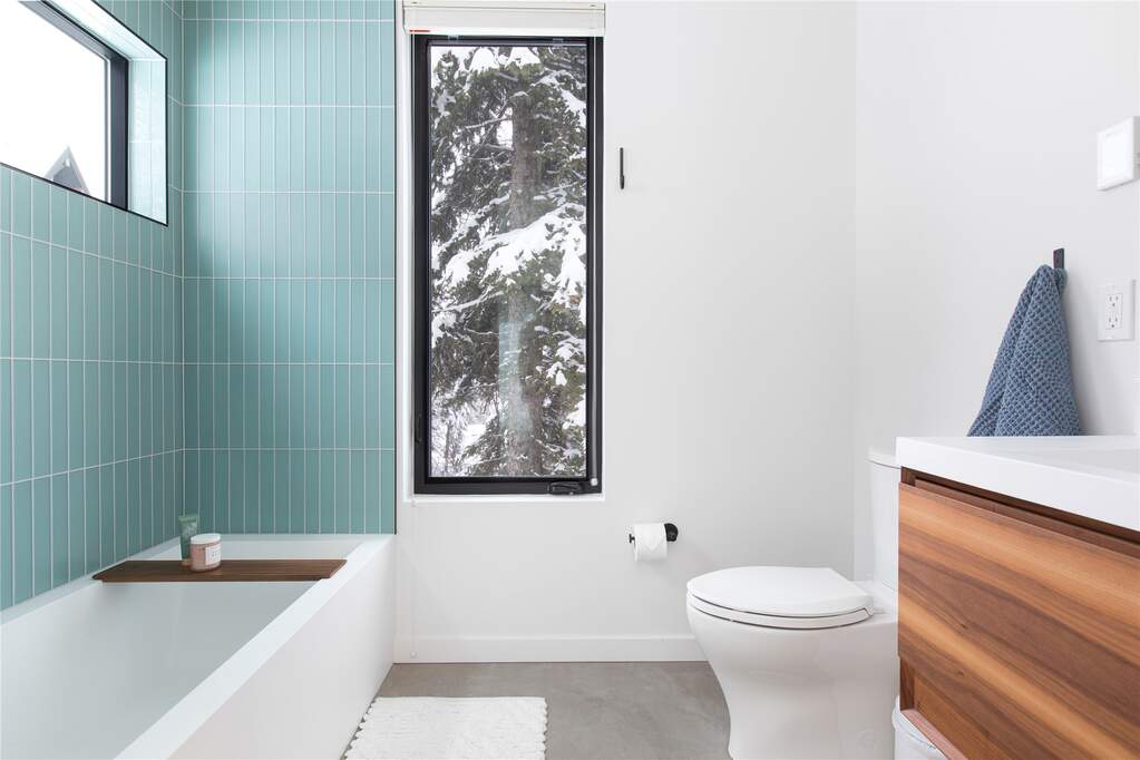 3 Bedroom Single Family Home/House's Image 23