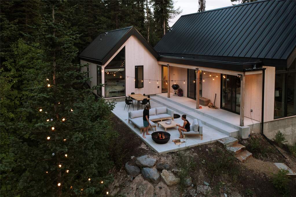 3 Bedroom Single Family Home/House's Image 28
