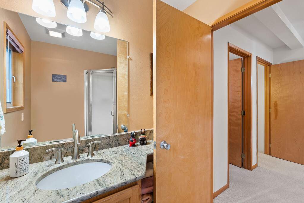 3 Bedroom Single Family Home/House's Image 15