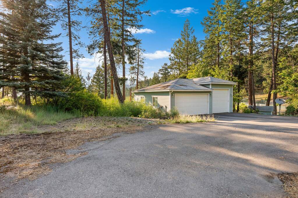 3 Bedroom Single Family Home/House's Image 53