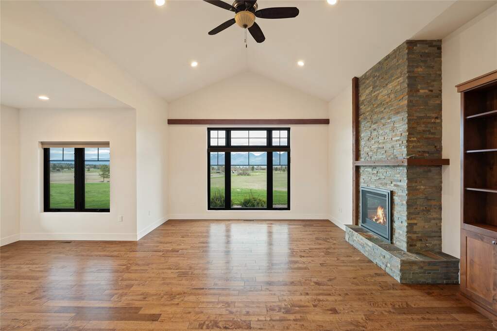 3 Bedroom Single Family Home/House's Image 8