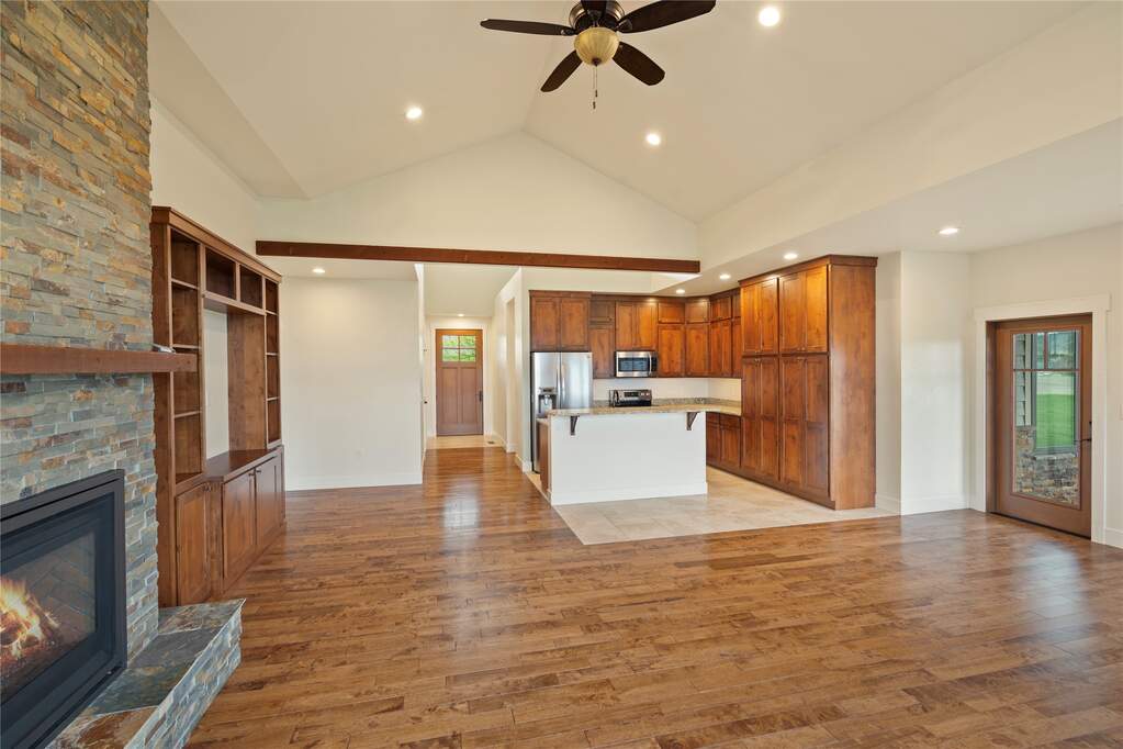 3 Bedroom Single Family Home/House's Image 12