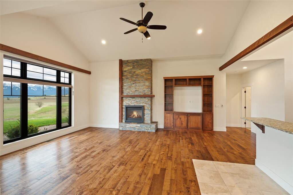 3 Bedroom Single Family Home/House's Image 14