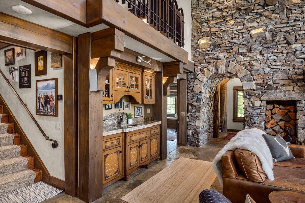 4 Bedroom Single Family Home/House's Image 13