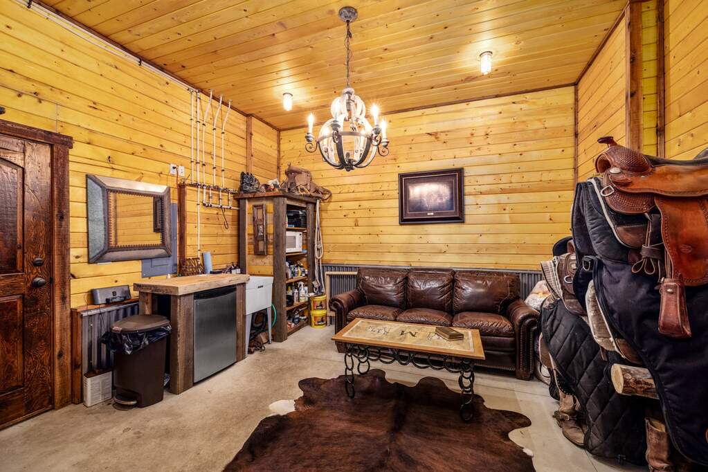 4 Bedroom Single Family Home/House's Image 68