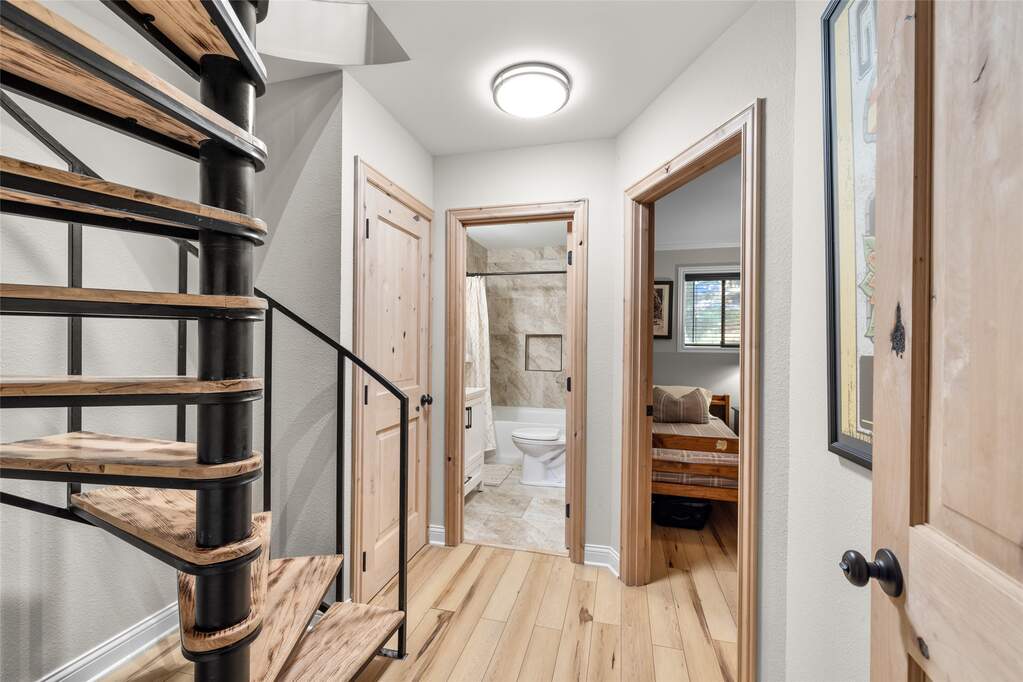 2 Bedroom Apartment/Flat's Image 16