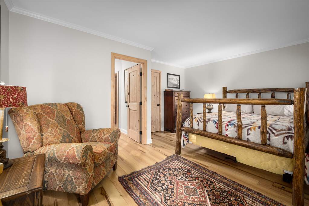 2 Bedroom Apartment/Flat's Image 20