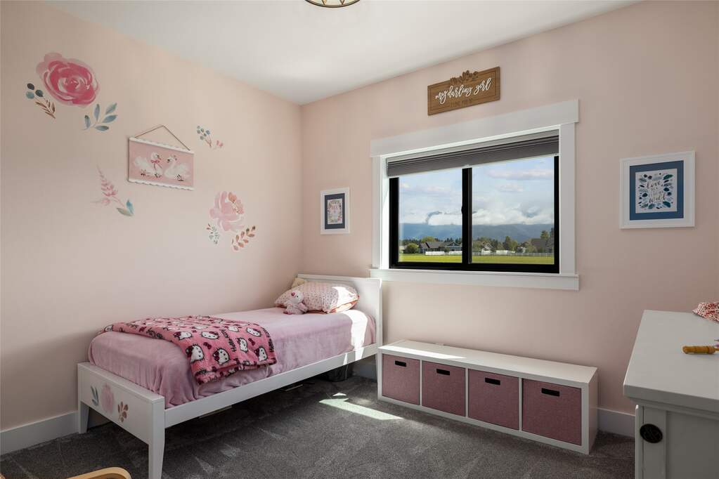 5 Bedroom Single Family Home/House's Image 26