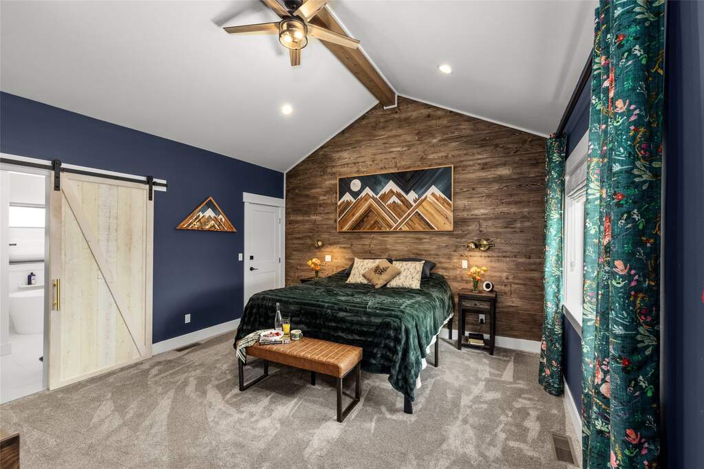 5 Bedroom Single Family Home/House's Image 33