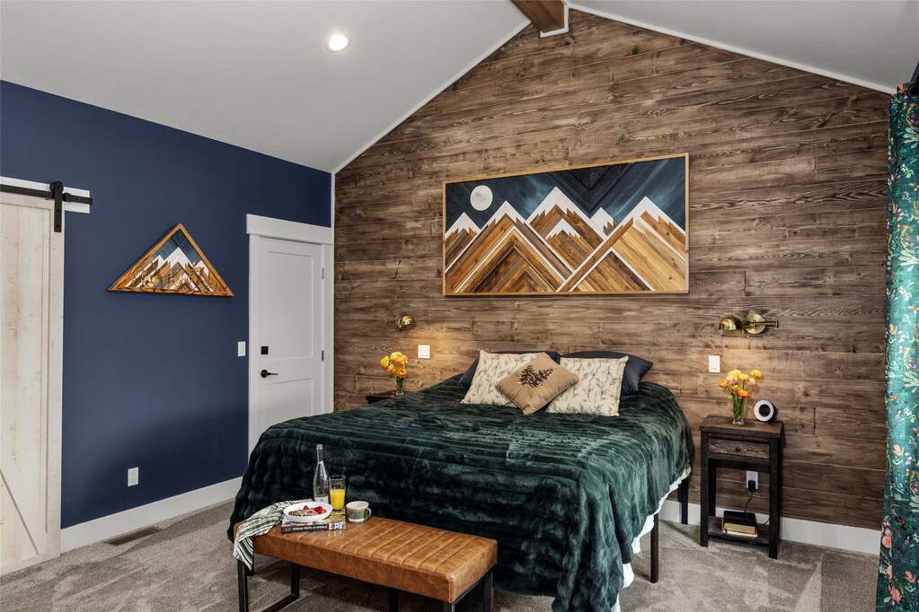 5 Bedroom Single Family Home/House's Image 34