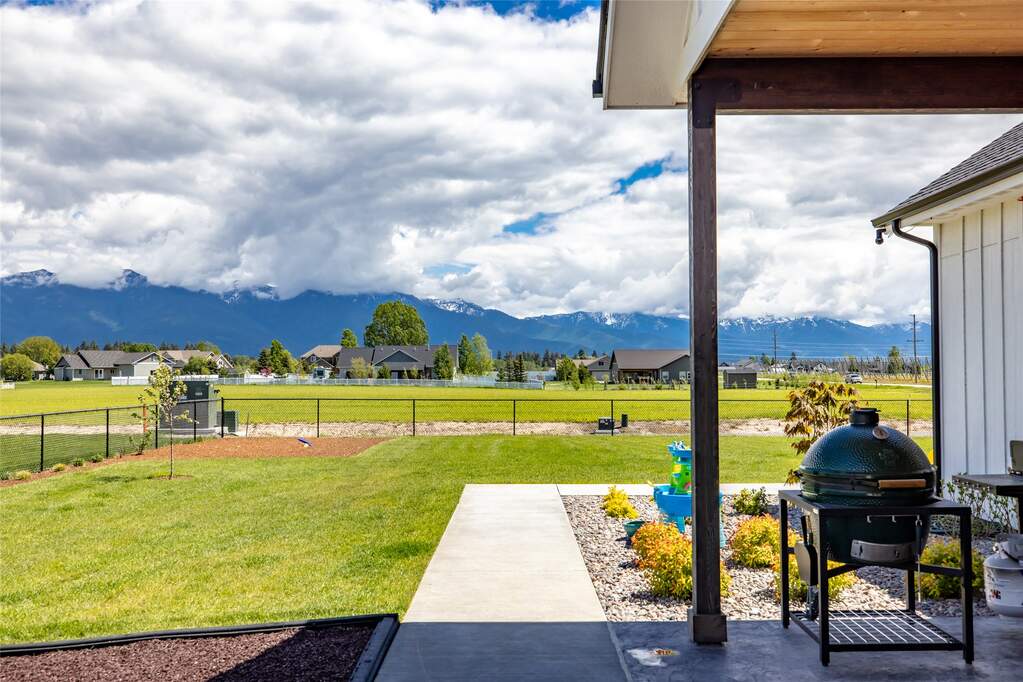 5 Bedroom Single Family Home/House's Image 60