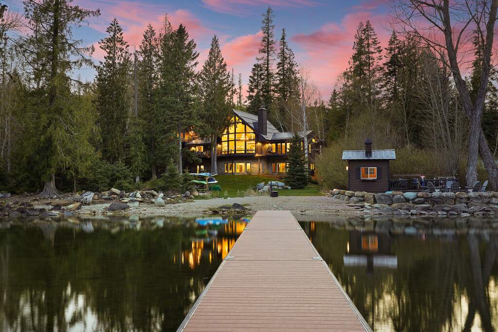 7 Bedroom Single Family Home/House's Image 118