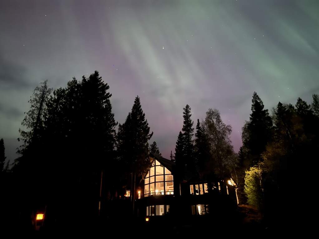 7 Bedroom Single Family Home/House's Image 119
