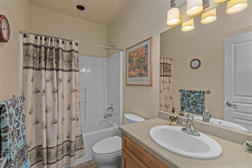 4 Bedroom Villa/Townhouse's Image 20