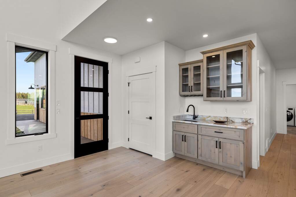 4 Bedroom Single Family Home/House's Image 15