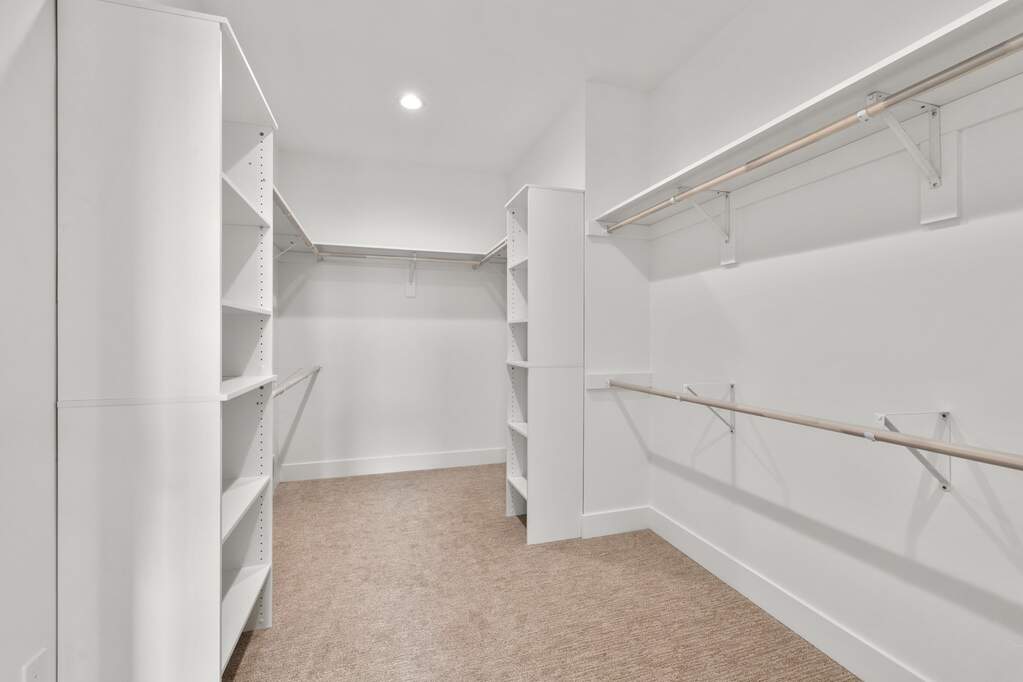 4 Bedroom Single Family Home/House's Image 34