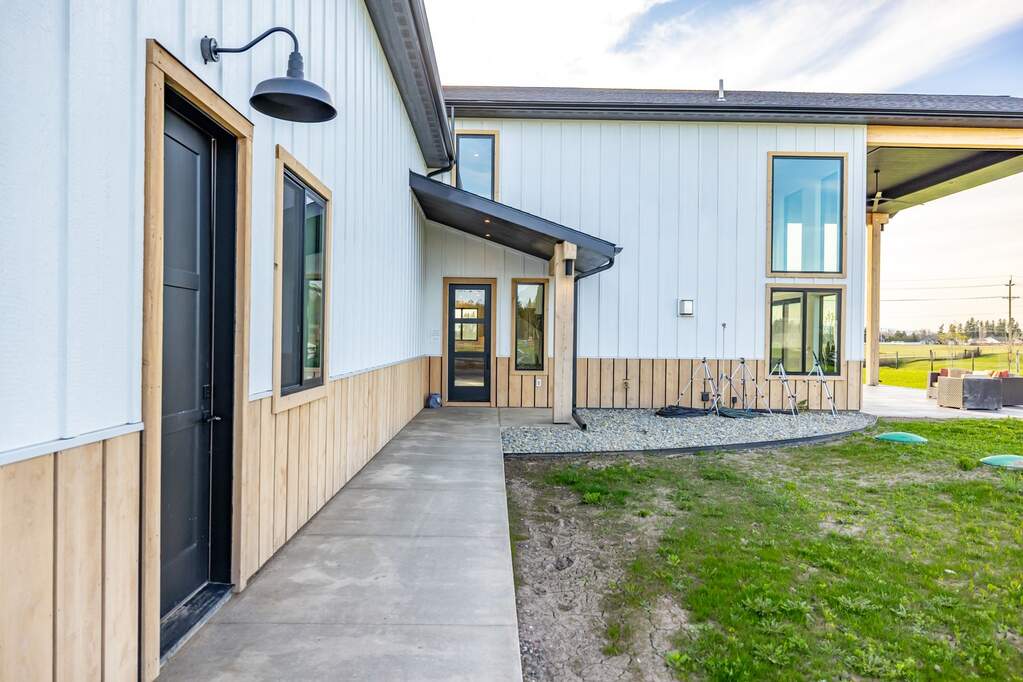 4 Bedroom Single Family Home/House's Image 43
