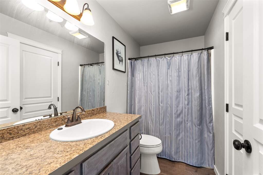 4 Bedroom Single Family Home/House's Image 11