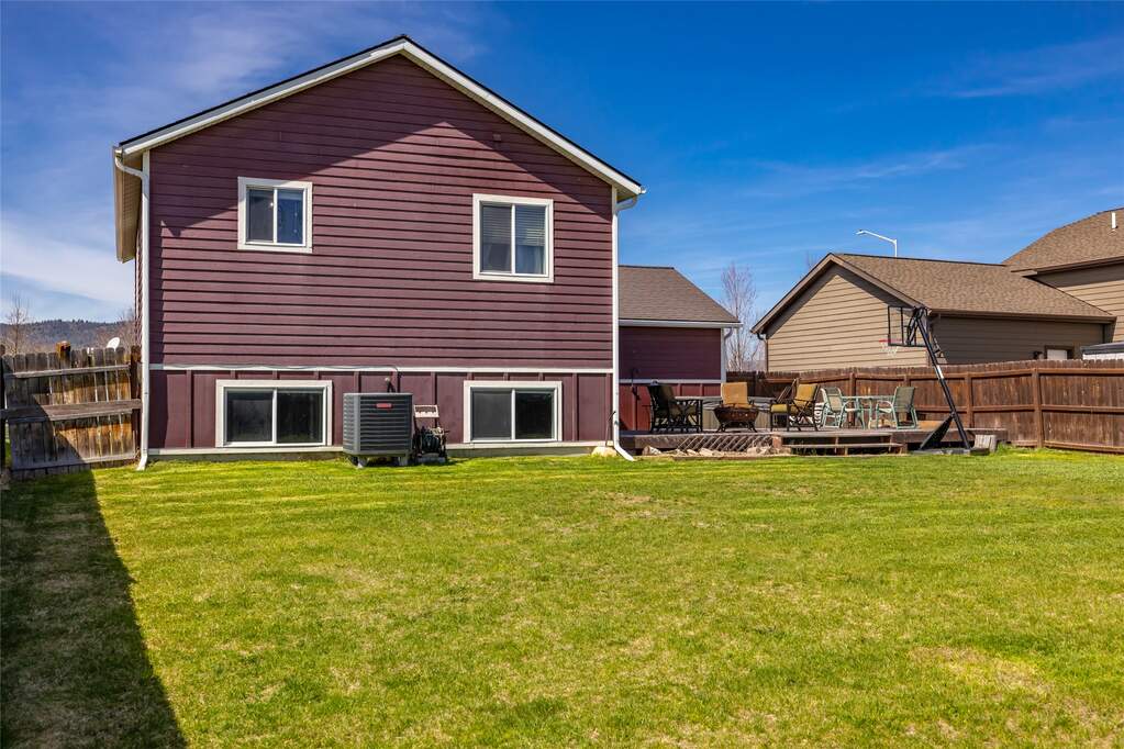 4 Bedroom Single Family Home/House's Image 29