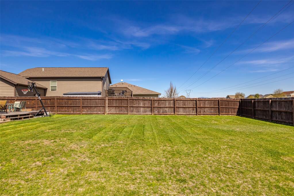 4 Bedroom Single Family Home/House's Image 32