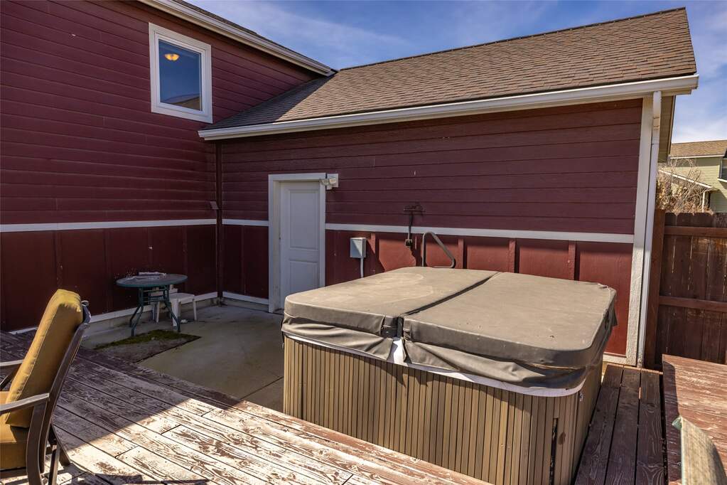 4 Bedroom Single Family Home/House's Image 34