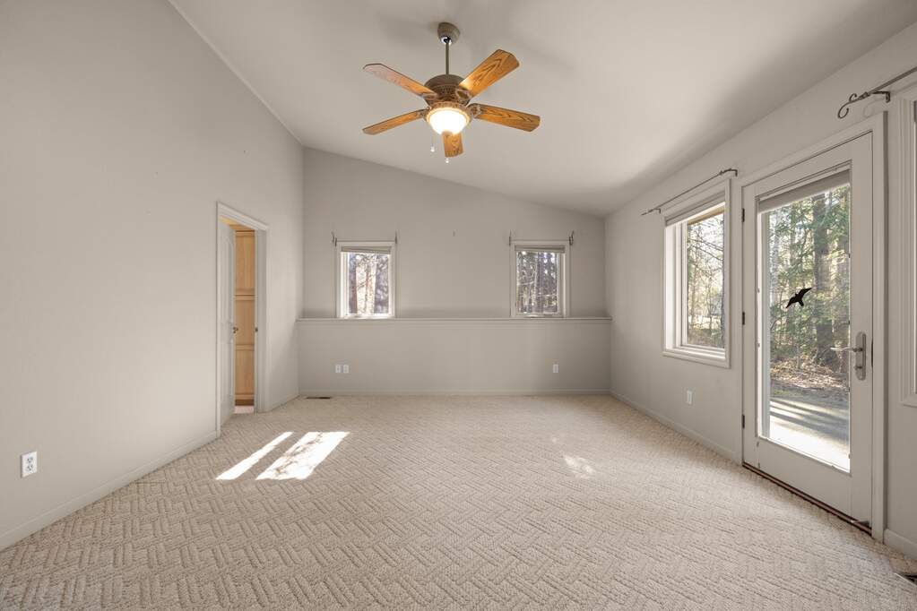 3 Bedroom Single Family Home/House's Image 25