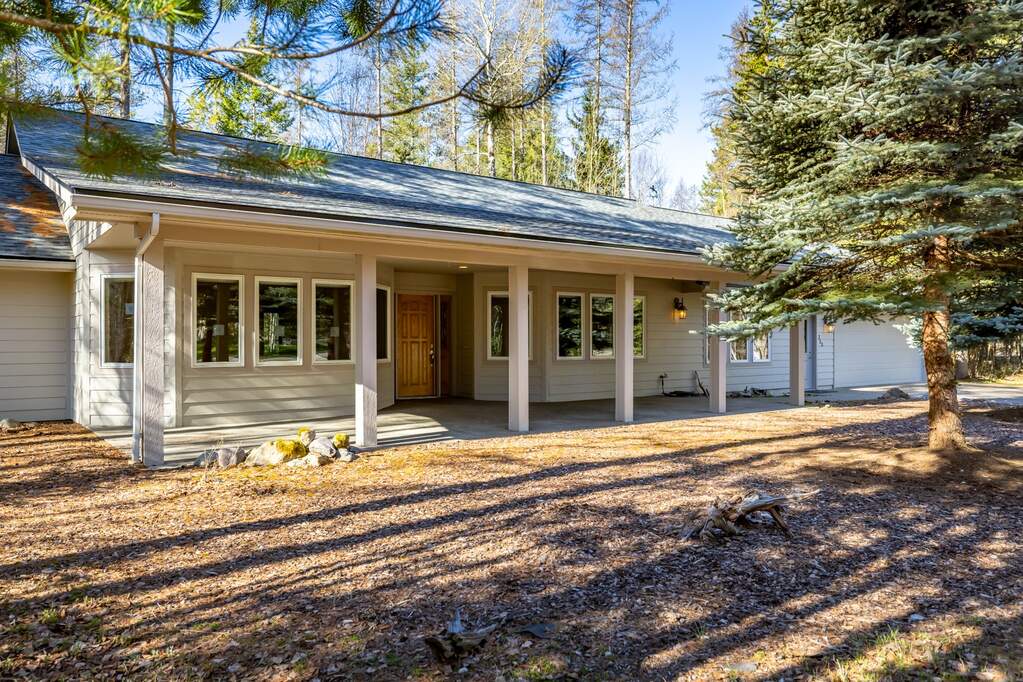 3 Bedroom Single Family Home/House's Image 48